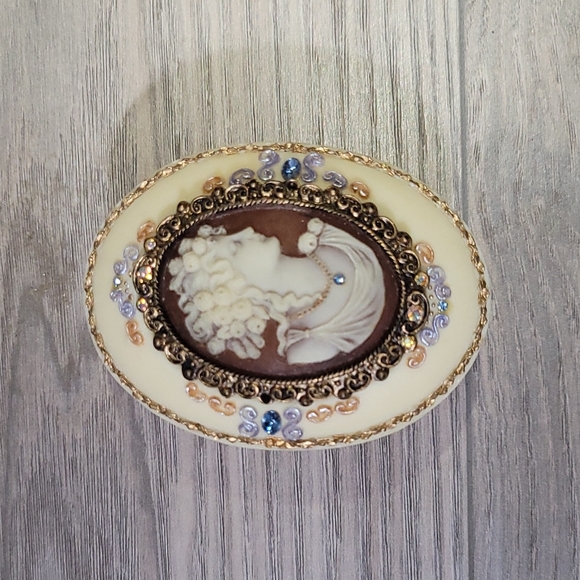 Vintage 2000 Victorian Treasures Cameo Jewelry Trinket Box collectible Y2K - Picture 5 of 7